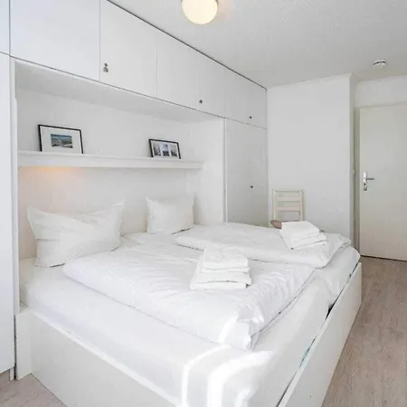 Duenenburg Apt 36